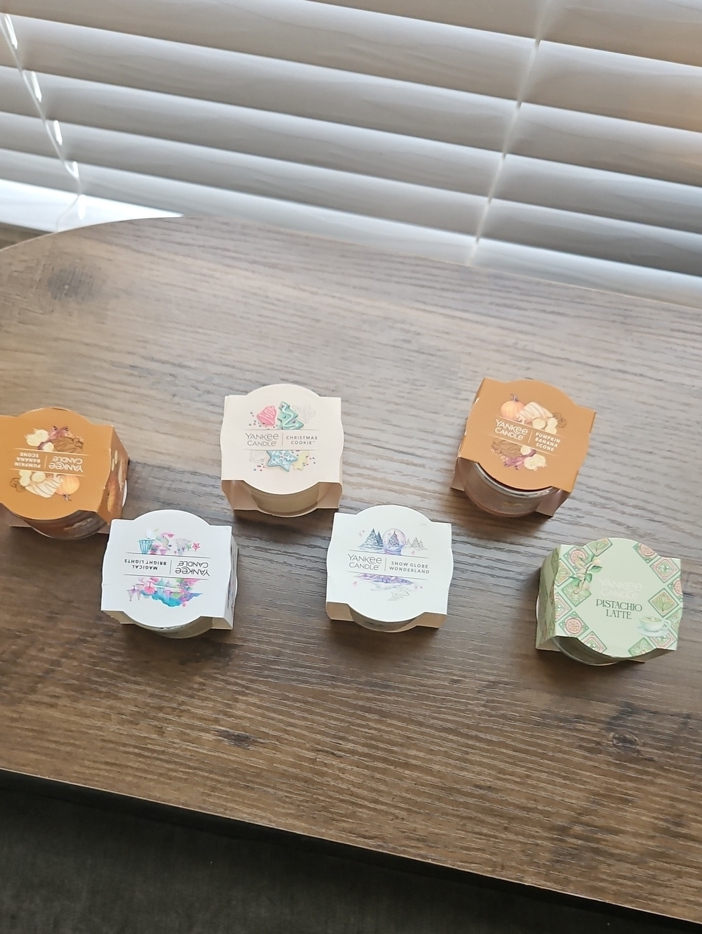 Yankee Candle Small Jar Candles-Six - Picture 2 of 8